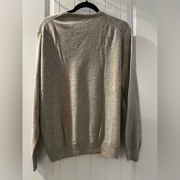 J Crew Men’s V Neck Sweater Beige Med - Picture 3 of 3